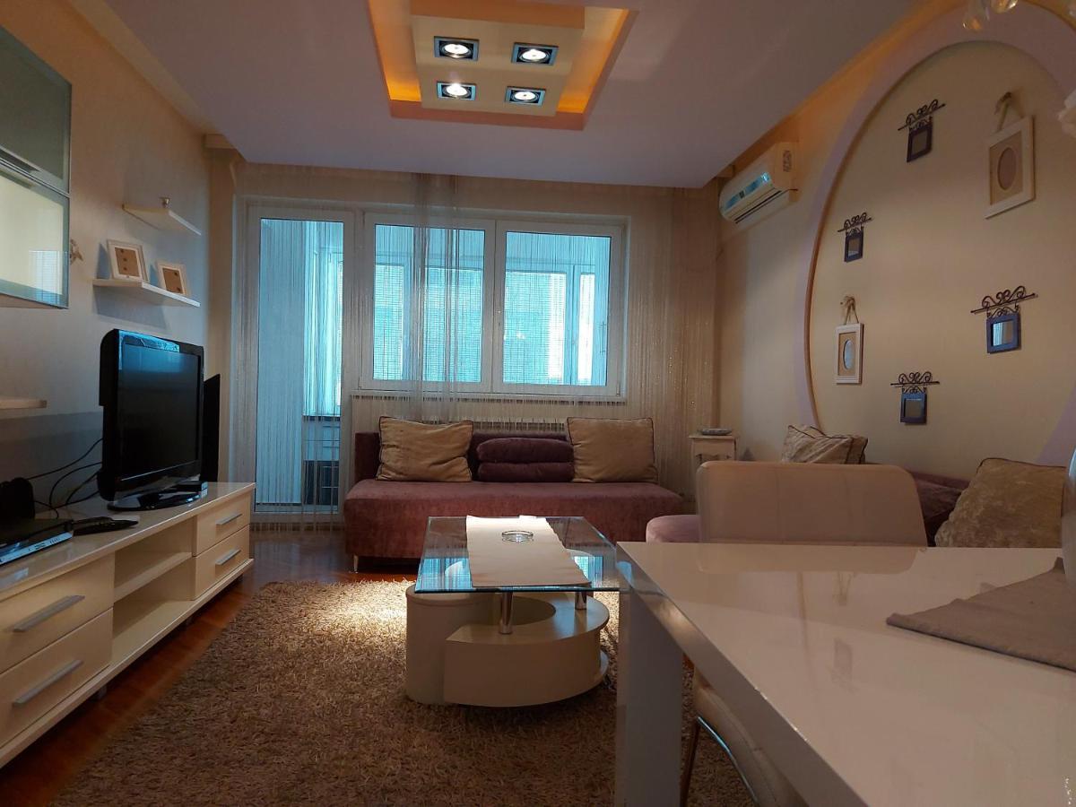 Hotel Crystal - Depandans Kraljevo Luaran gambar